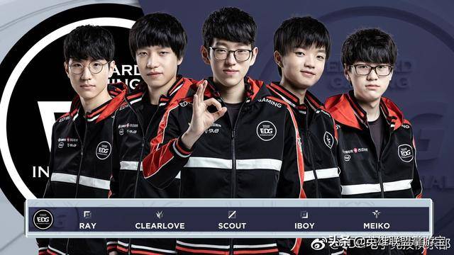 他从右侧起 他从右侧起